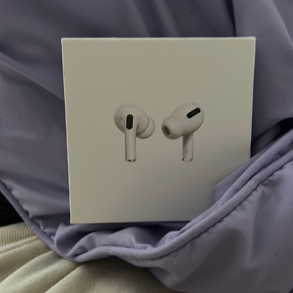apple airpods
